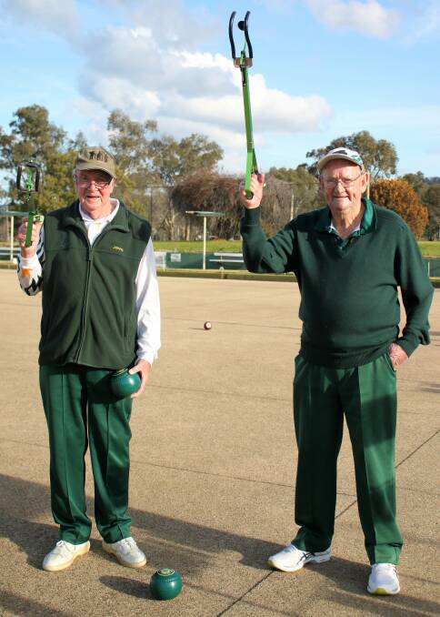 Bowls singles match with a difference at the Country Club