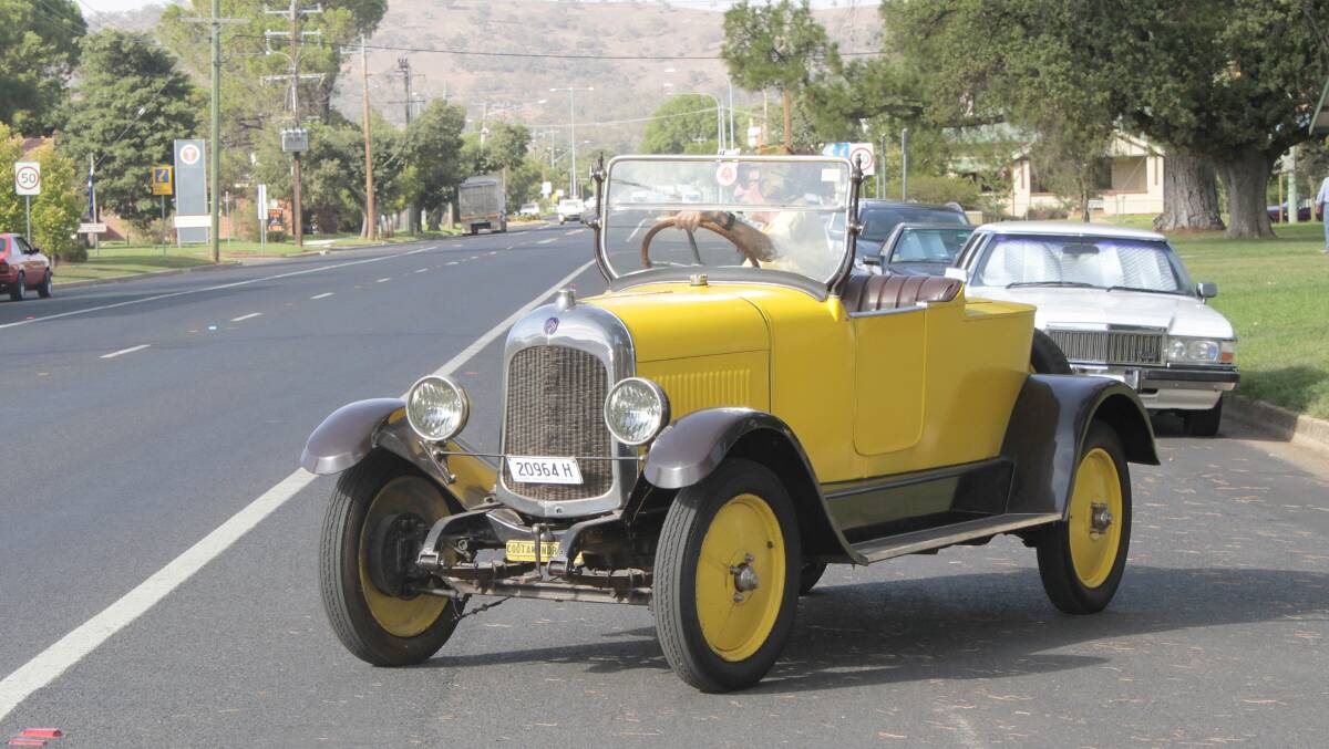 Paul Ballard's 1926 Citroen Roadster - no problems with air conditioning in this one.
